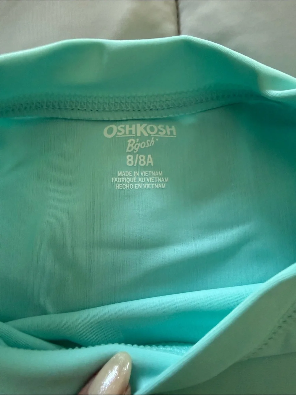 BNW KIDS CARTER SWIM RASHGUARD, SHIRT, SIZE 8Y